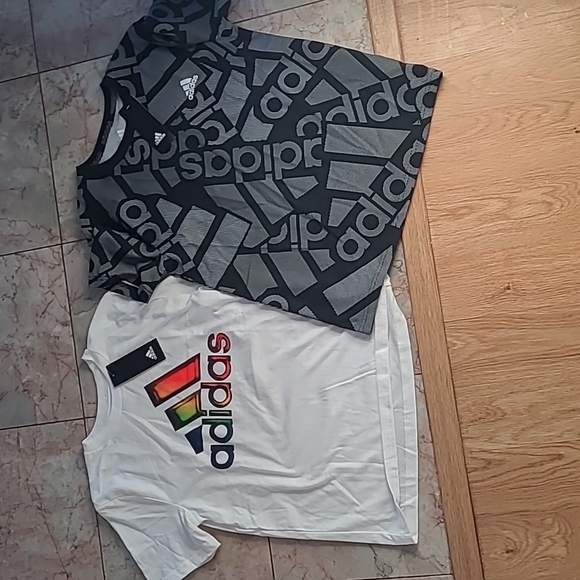 Bundle of 2 adidas boys tshirt
